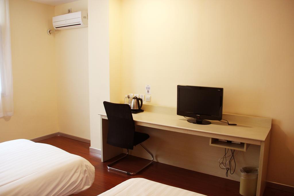 Hanting Express Changsha Middle Of Furong Road Xiangchun Road Room photo