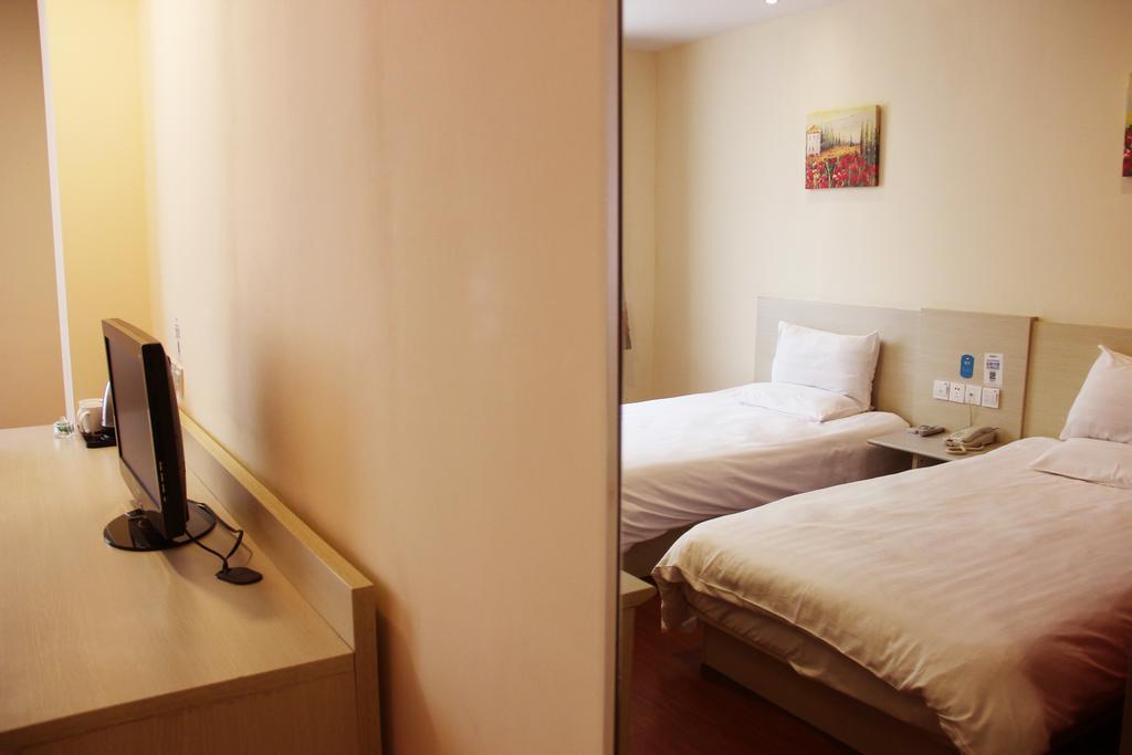 Hanting Express Changsha Middle Of Furong Road Xiangchun Road Room photo